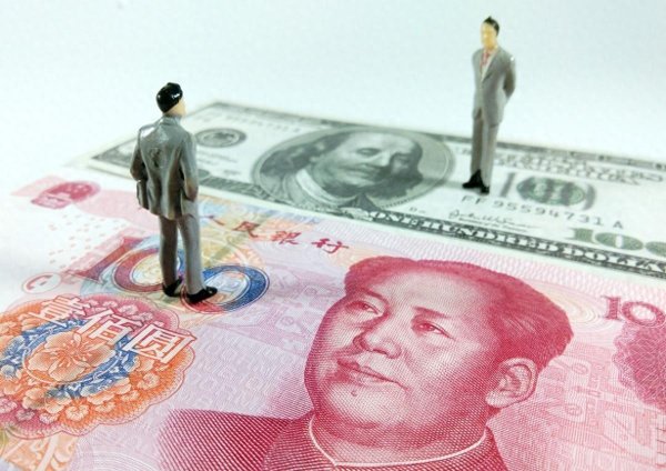 配资门户平台官网 人民币暴涨！CIPS飙升320%，美元遭遇抛售，川普意欲何为